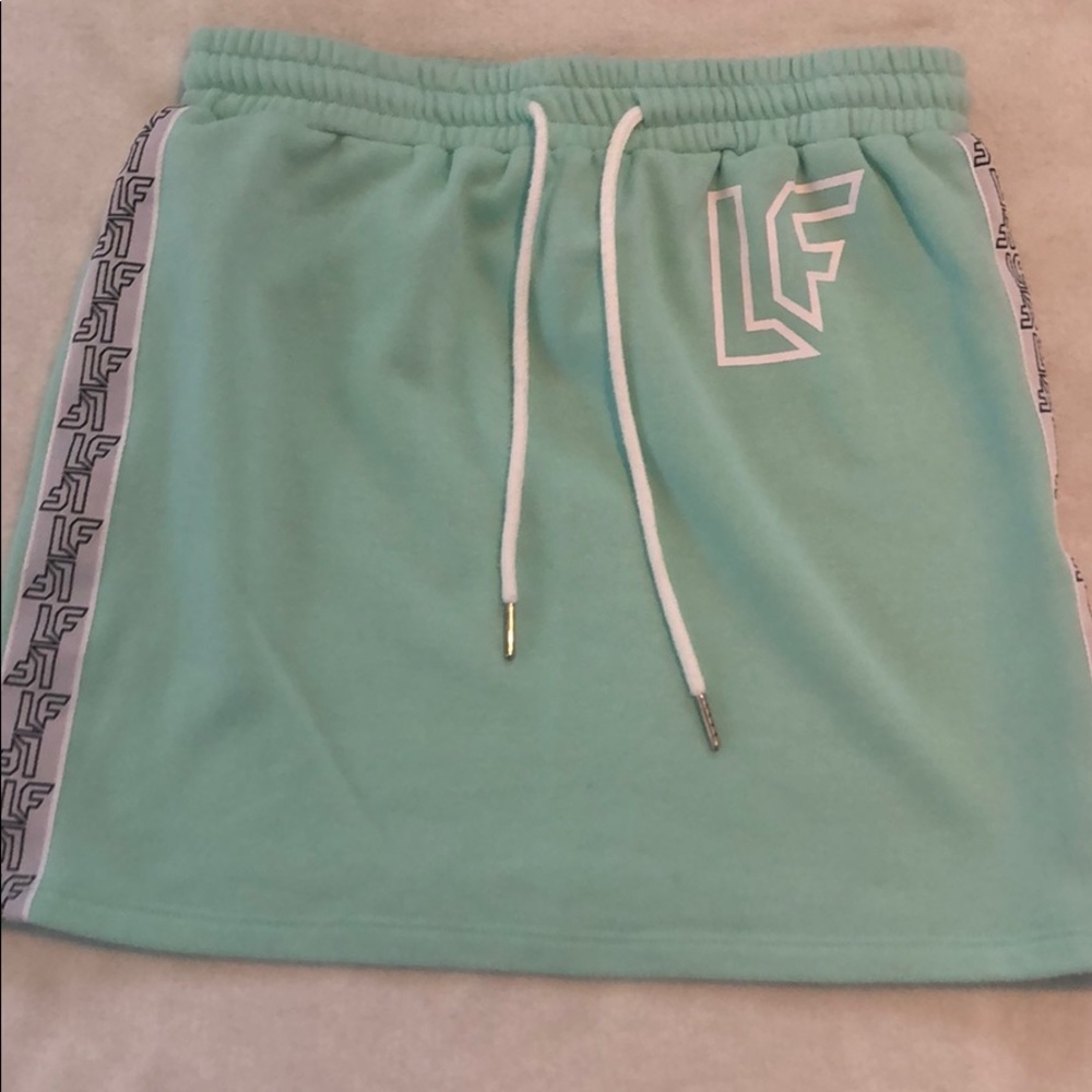 LF THE BRAND TRACKER SKIRT NWOT